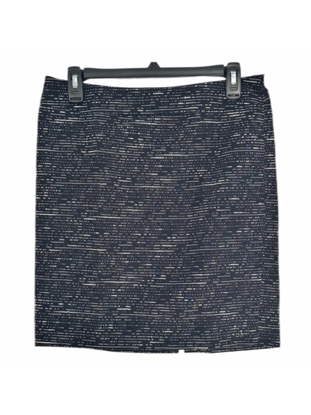 Loft Elegant Navy & White Patterned Skirt
4 Petite 18” Long Pre-Loved